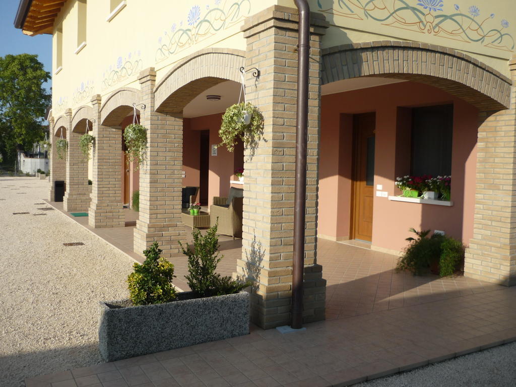 Agriturismo Ai Laghi Pocenia 外观 照片